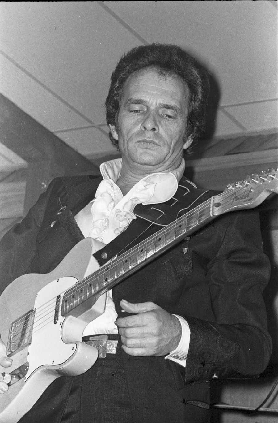 Merle Haggard (Austin, TX).