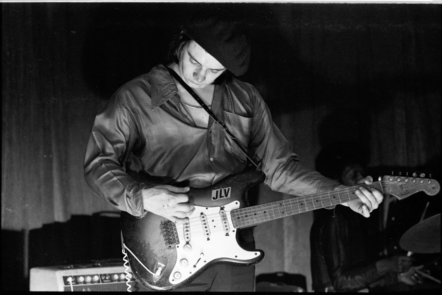 Jimmie Vaughan @ Antones Home of the Blues (Austin, TX).